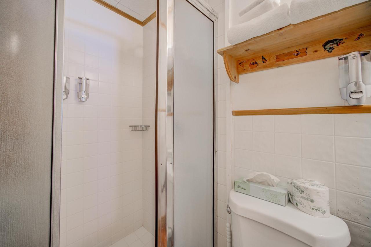 Sportsman'S Lodge Енис Екстериор снимка