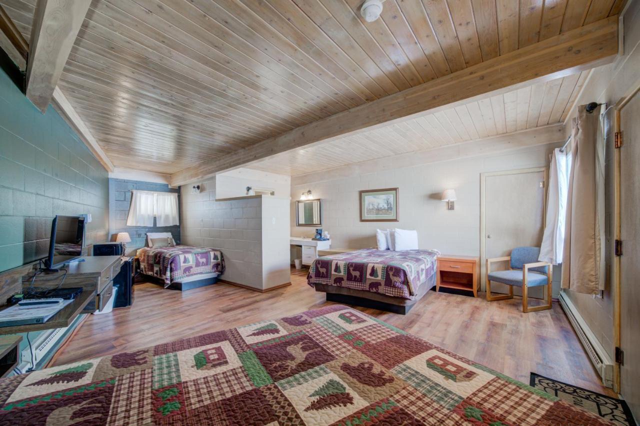 Sportsman'S Lodge Енис Екстериор снимка
