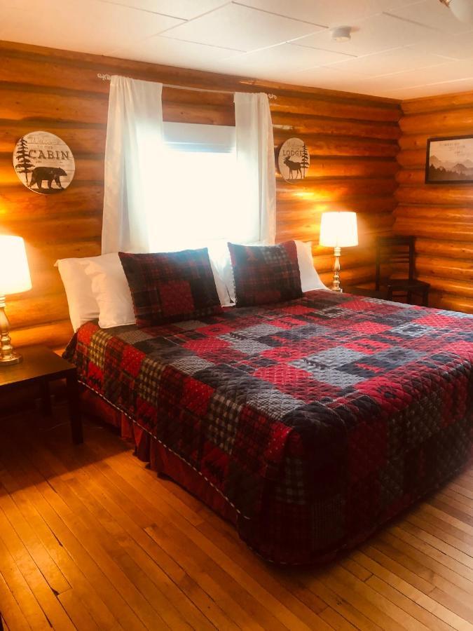 Sportsman'S Lodge Енис Екстериор снимка