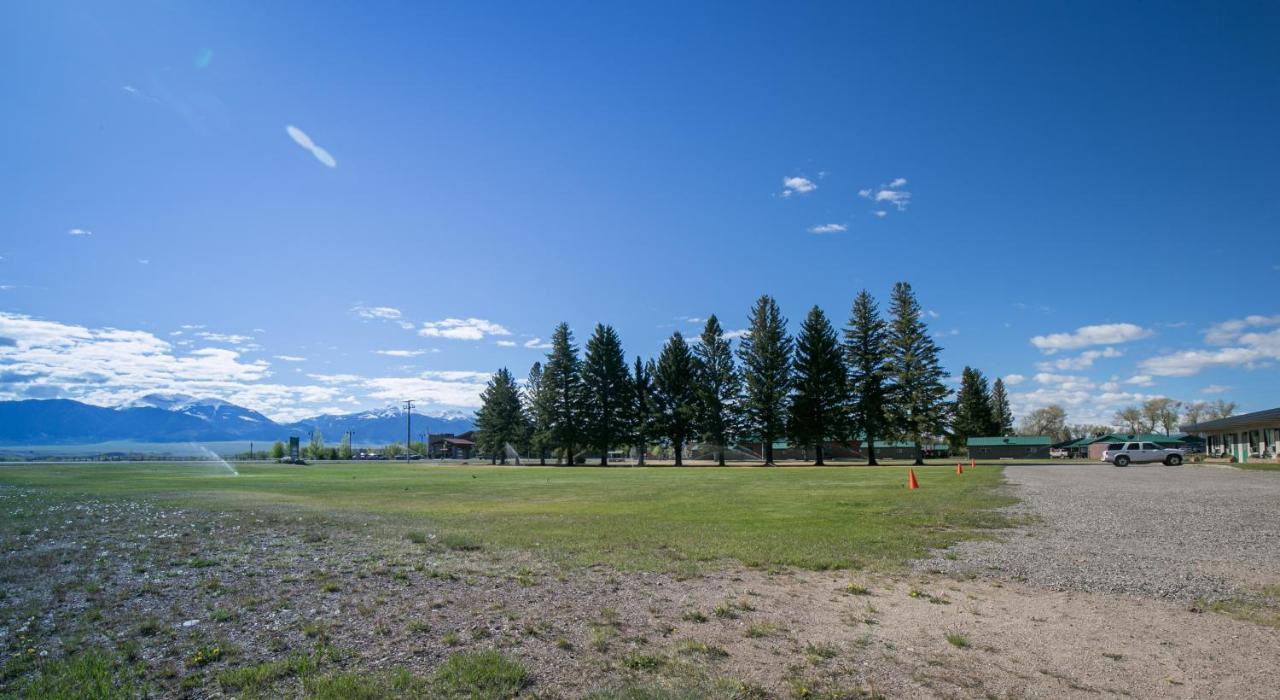 Sportsman'S Lodge Енис Екстериор снимка